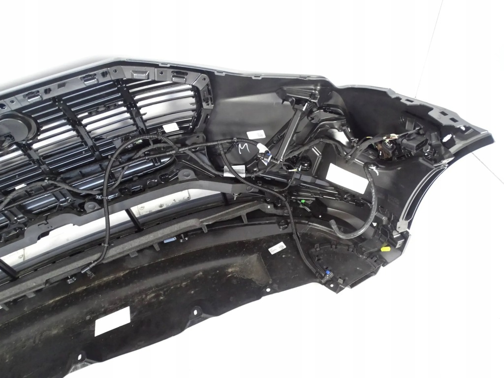 фото №10, Бампер перед передний audi e-tron 4ke s-line