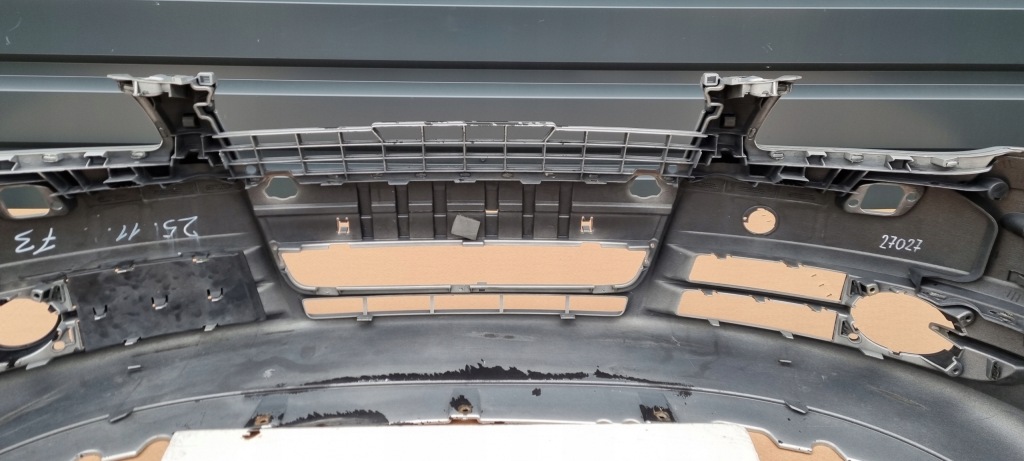 фото №9, Audi a4 b7 2004- бампер перед оригінал a020