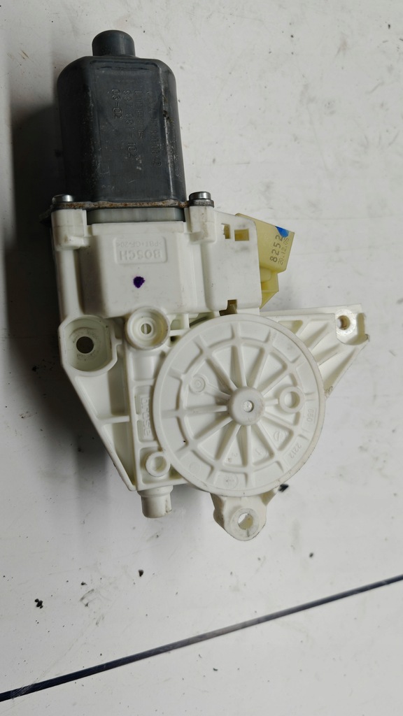 фото №1, Моторчик стекло правый перед mercedes r klasa w251 w164 a2518200842