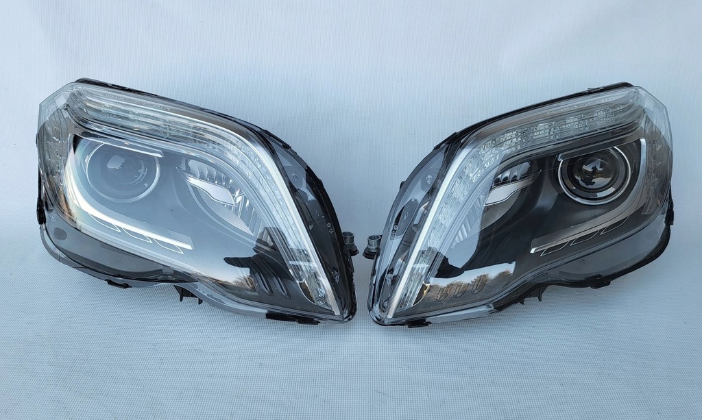 фото №1, Mercedes glk x204 bi ксенон ils led левая + правая f-v.a.t