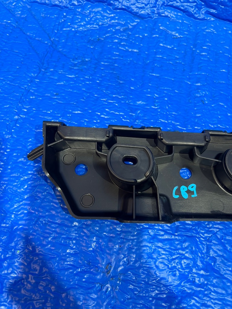 фото №10, Направляющая бампера правый задняя skoda fabia комплект iv 6ve807394 6ve807393 c89 c98