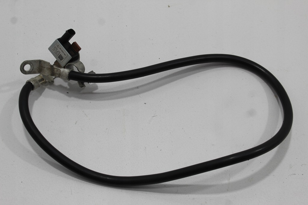 фото №1, Mercedes sprinter 910 клемма шланг аккумулятор