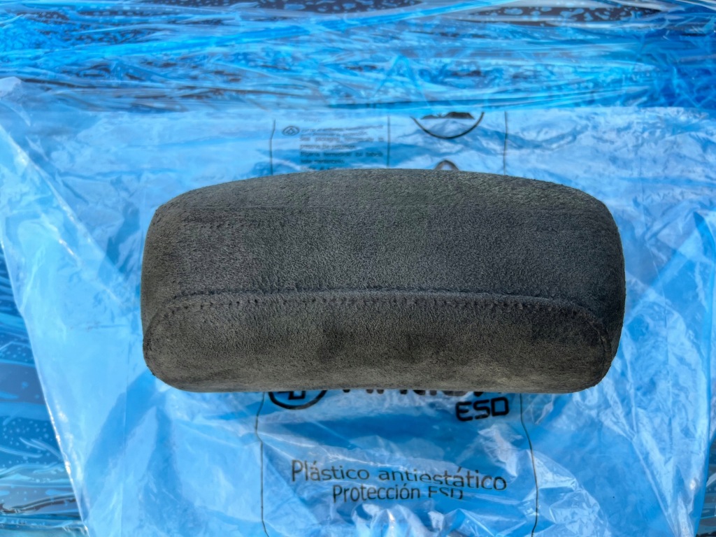 Bmw e46 кабріолет  підголівник сидіння спортивні сидіння алькантара  лівий водія в Україні