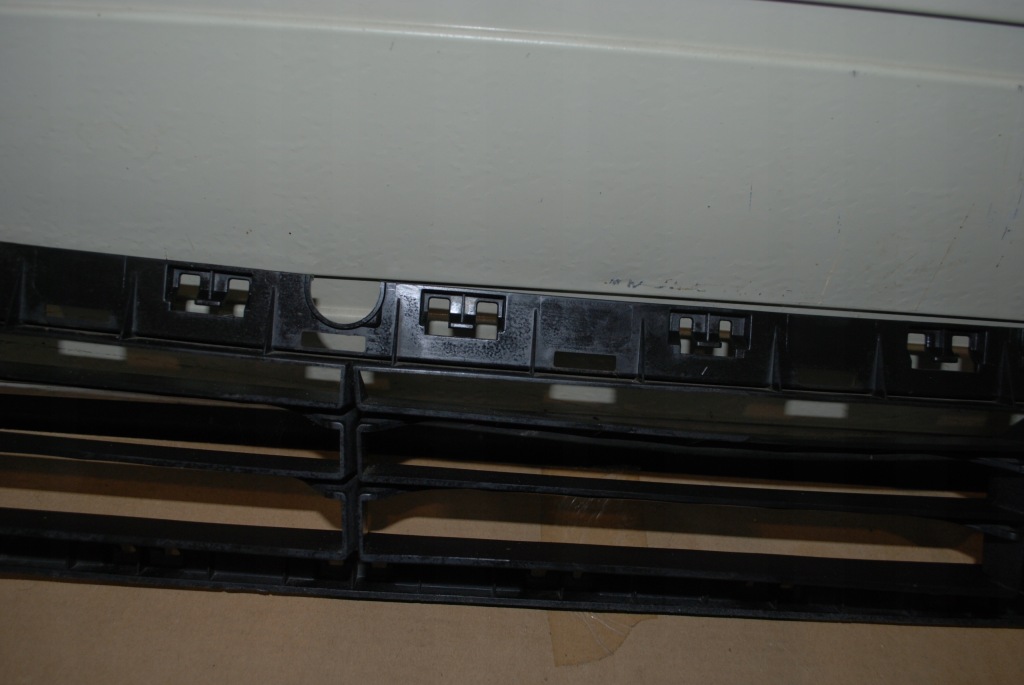 фото №9, Решётка бампера средняя перед hyundai i30 iii 17- 86560-s0000