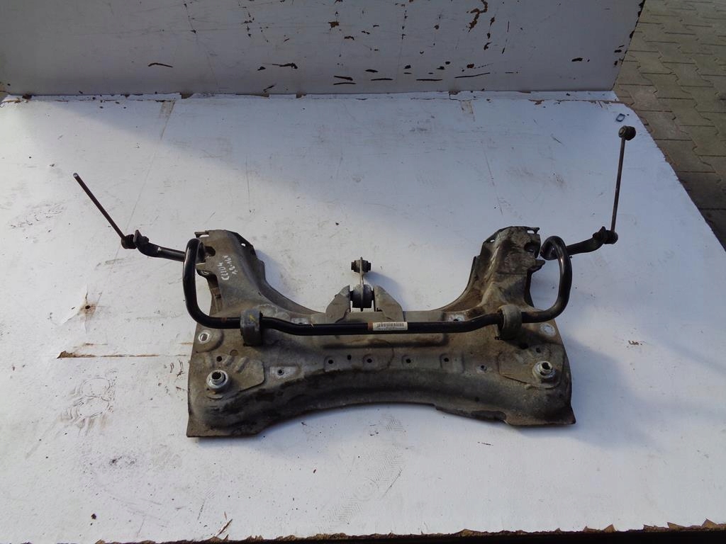 фото №1, Подрамник поперечина renault clio 4 iv 1.2 16v