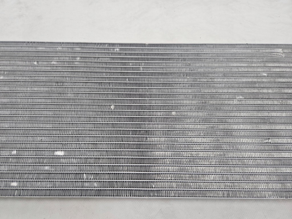 Tesla model x 2015 - радіатор води 1048498-00-c Київ