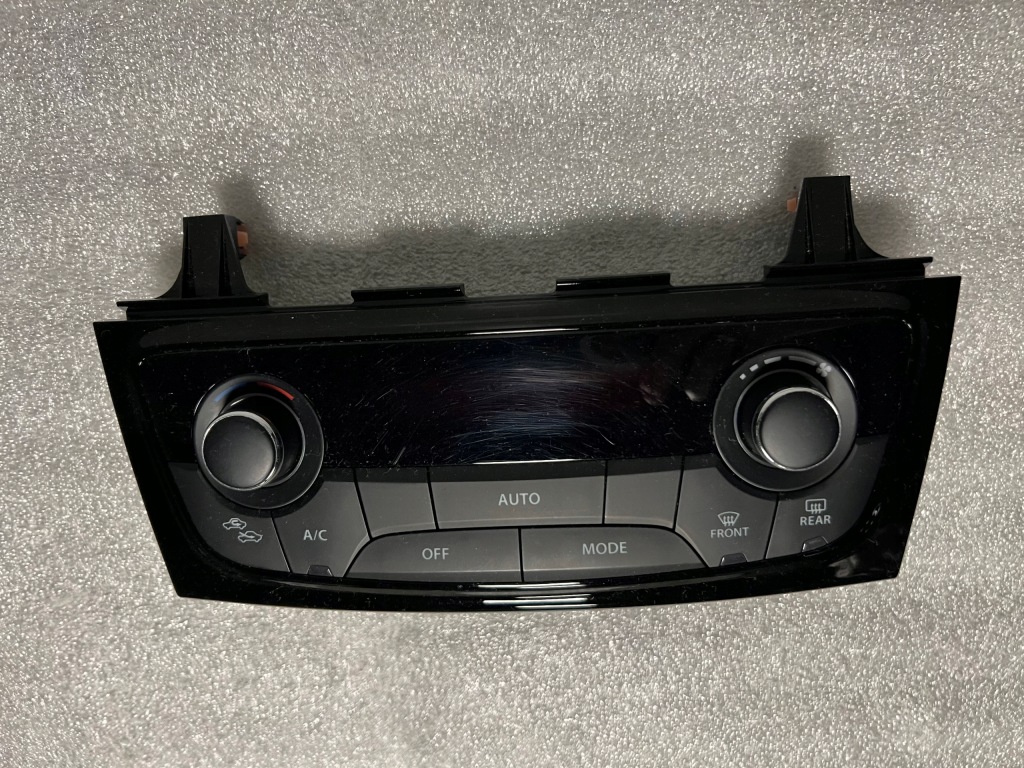 Купити Suzuki vitara панель кондиціонера рік 2023 39510-54p00