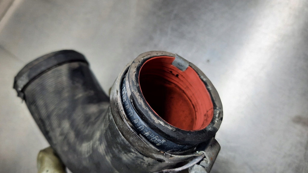 фото №6, Труба интеркулер 31293663 volvo v60 s60 ii 2.0 d3