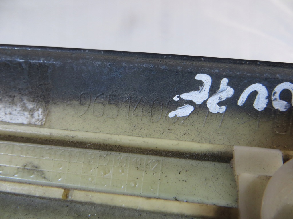 фото №7, Peugeot 407 coupe молдинг задняя na крыло левая 9651408277