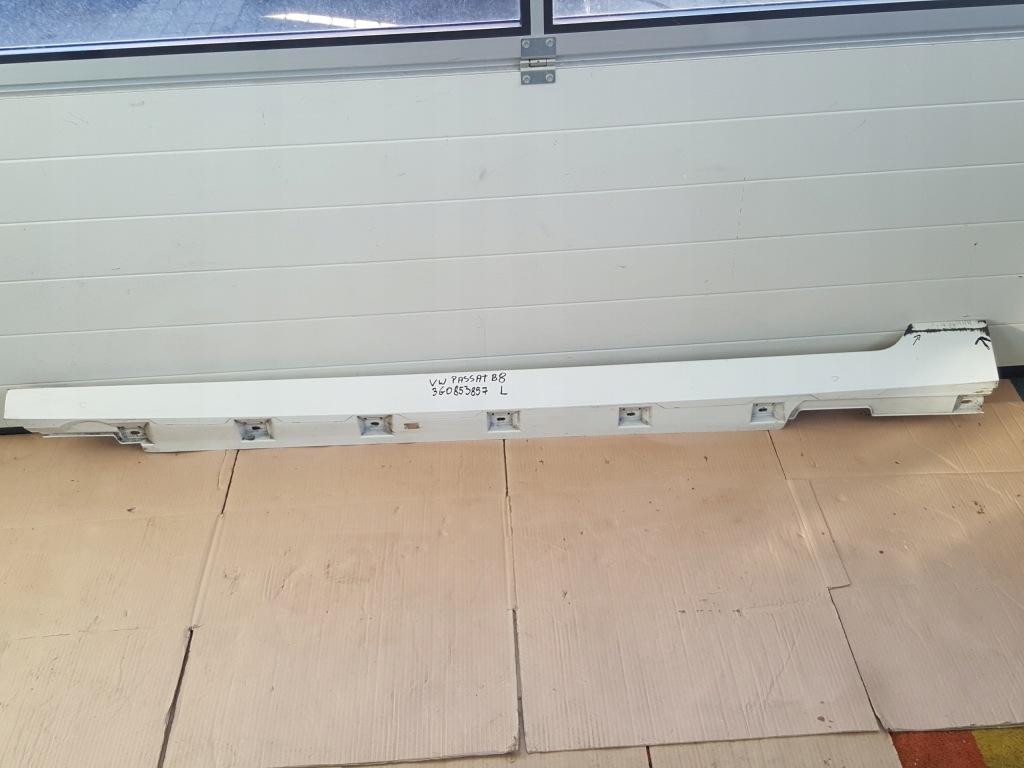 фото №1, Vw passat b8 3g0853857 молдинг порог левая