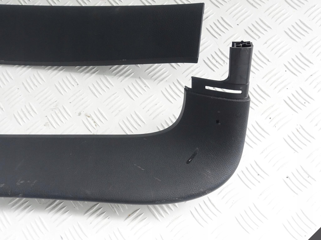 фото №7, Cayenne 7p5 корпус кришки багажника оббивка задня