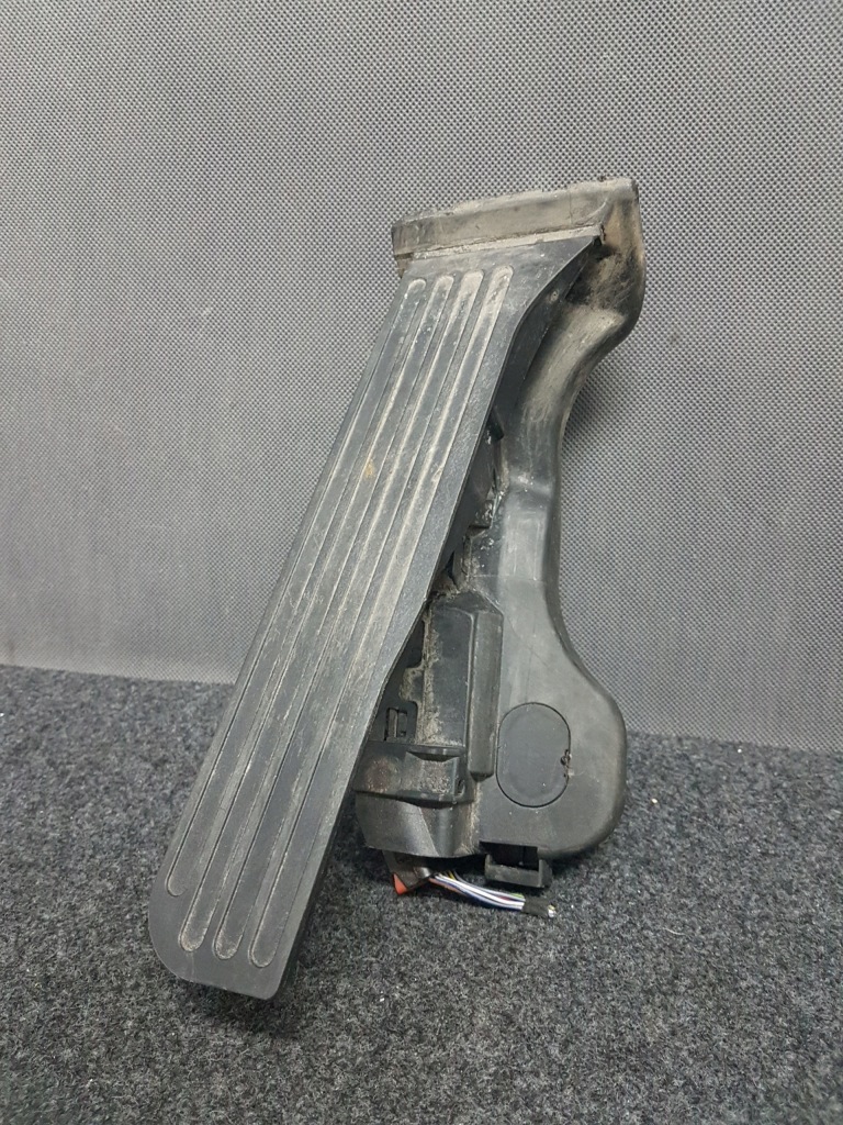 фото №1, Vw passat b7 1.4 tsi потенціометр педаль газу