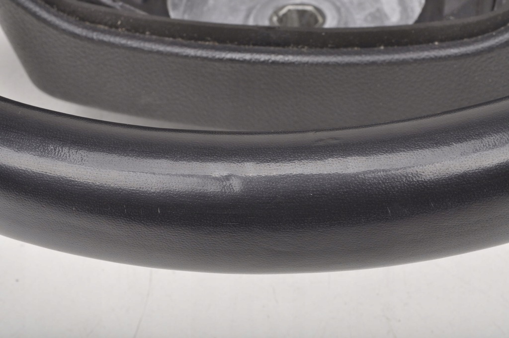 фото №6, Aston martin db9 повітропровід шкіряний багатофункціональний