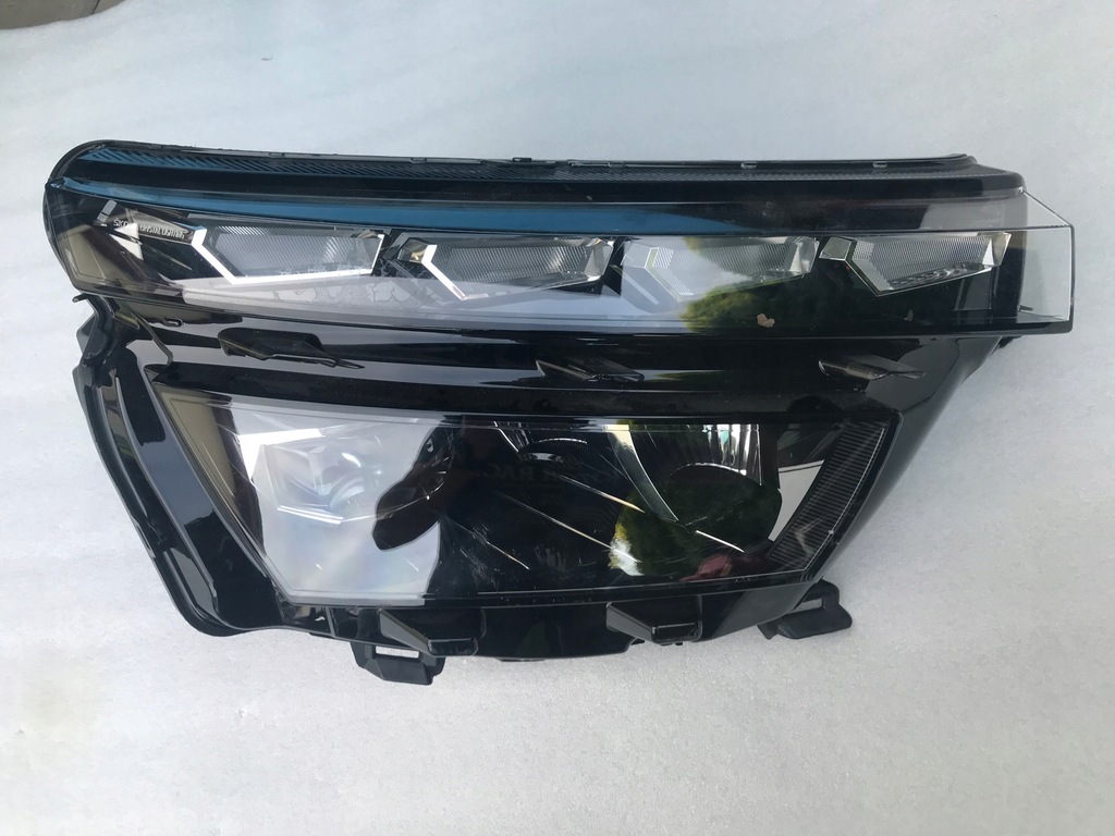 фото №4, Лампа передняя перед фара skoda kamiq full led