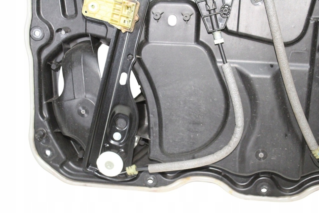 фото №7, Подъемник стекло левых передних дверь jeep cherokee kl 68227257aa 2.0l