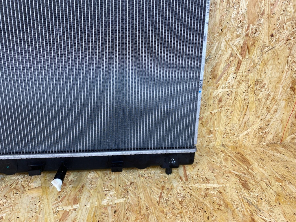 Радиатор воды suzuki baleno 2 1.0b ha223000-7372 2015- в Украине