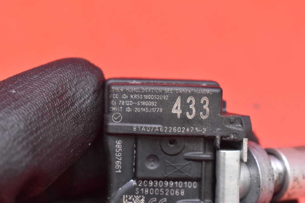 Датчик тиску шин 1034602-00-a tesla model x 15-21 Зі Шроту