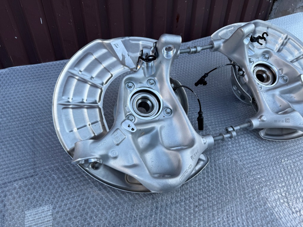 фото №2, Mercedes benz amg sl232 r232 r243 поворотный кулак левая правая