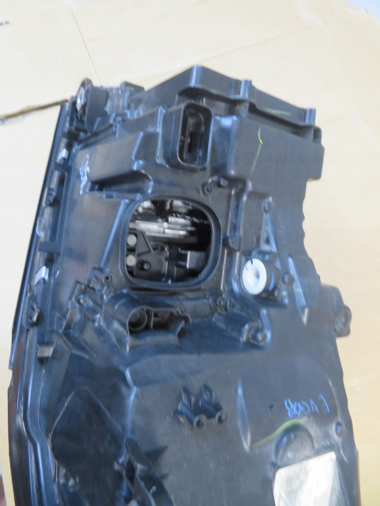 Bmw x3 g01 x4 g02 18-21 лампа адаптивный led 9491681-06 с Разборки