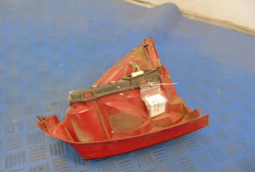 фото №6, Peugeot 307 лампа задняя левая