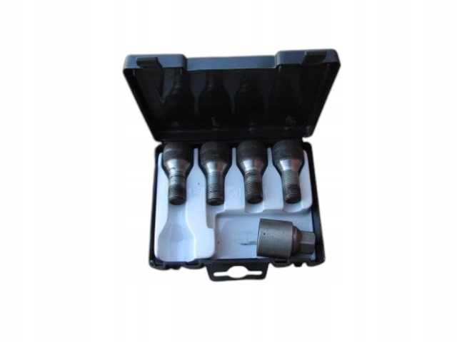 Купить Ssangyong rodius ii es turismo 2015r болты защитные