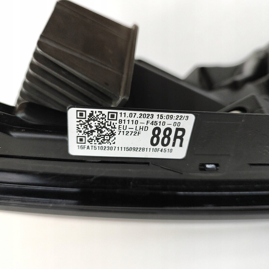 фото №7, Toyota c-hr ii 2024 права сторона лампа передня