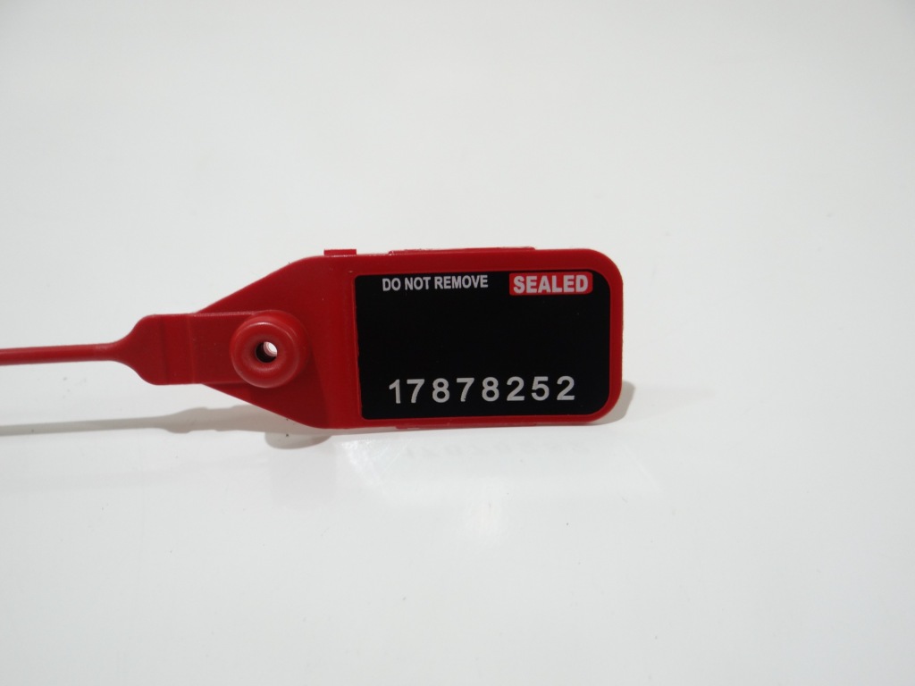 Купить Накладка стойка правый задний  bmw e88 m набор 9128774