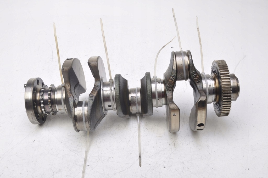 Купити Bmw f40 1.5 118i wał колінчастий