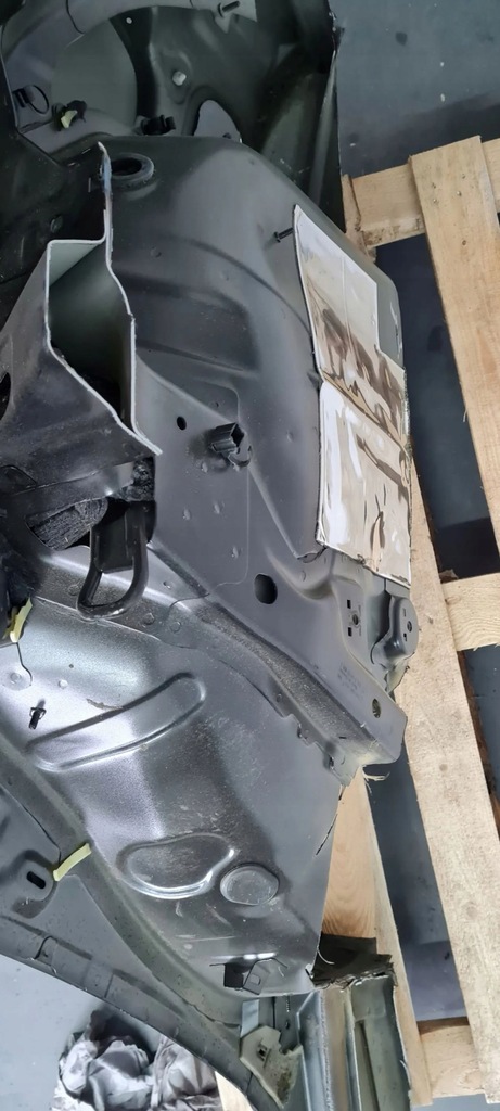 фото №16, S3 8v sedan a3 четверть крыло правая правый задняя обшивка ly9b