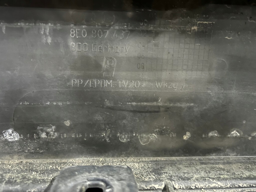 фото №13, Бампер перед передній adui a4 b6 małysz pdc