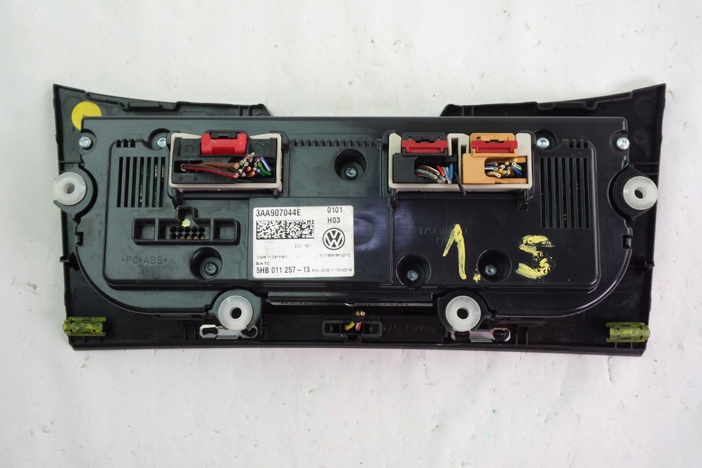 фото №7, Панель кондиционера vw passat b7 3aa907044e