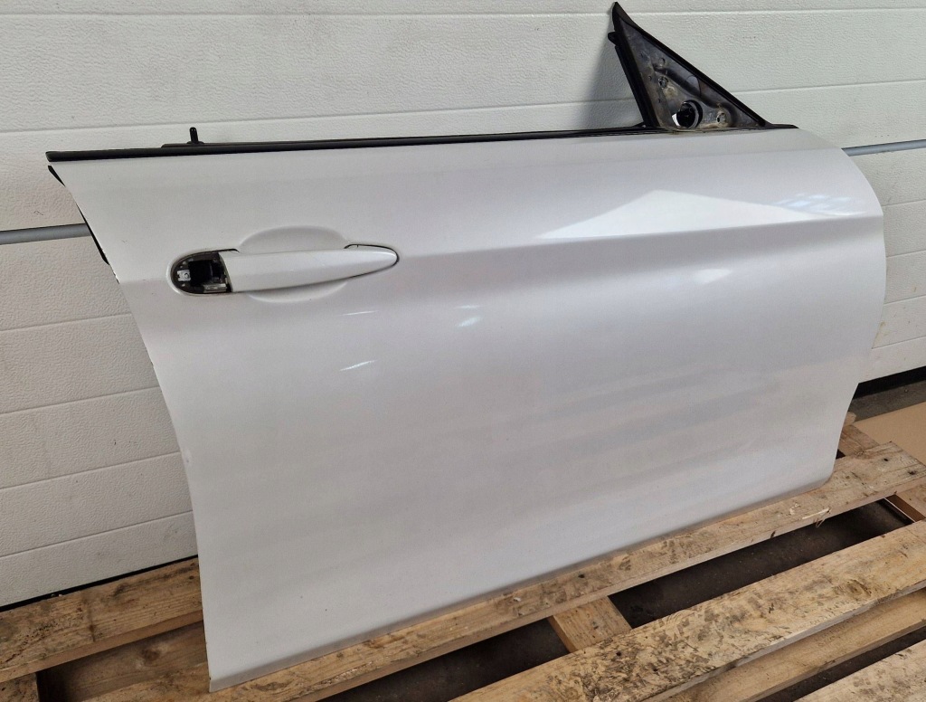 фото №8, Bmw 4 f36 gran coupe 14-21 праве передні двері правий перед a96