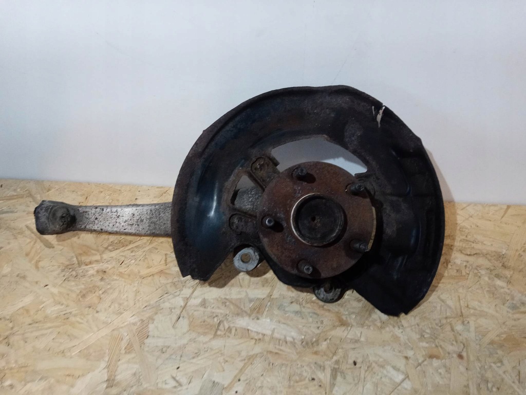 фото №1, Lexus gs 300 поворотный кулак ступица правый лапа iii mk3