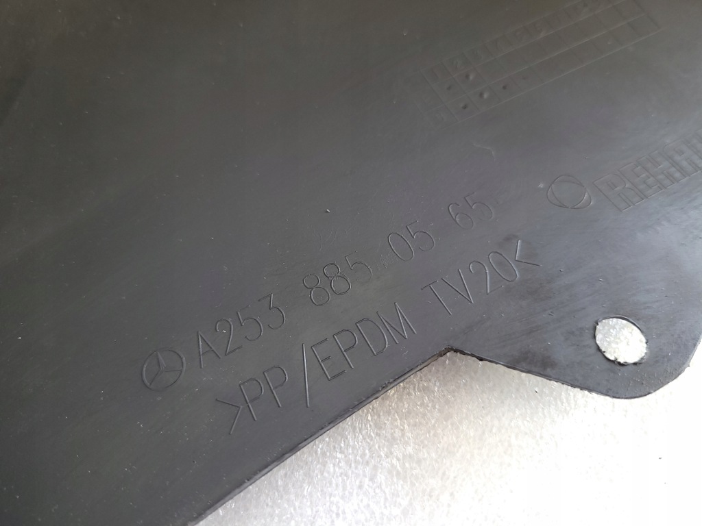 Mercedes glc w253 диффузор накладка бампера перед Оригинал