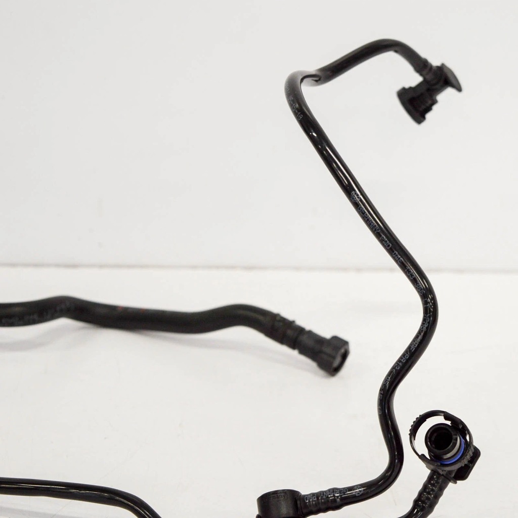 фото №12, Audi q2 шланг соединительный wąż 04e133366ct oem