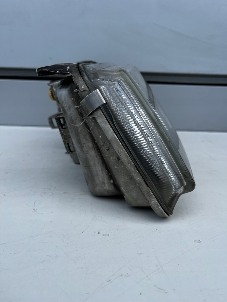 фото №7, Лампа фара vw passat b4 правая 141969-00