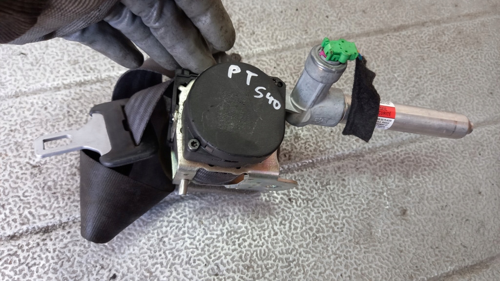 фото №4, Pas безопасности правый задняя volvo s40 ii 8639549