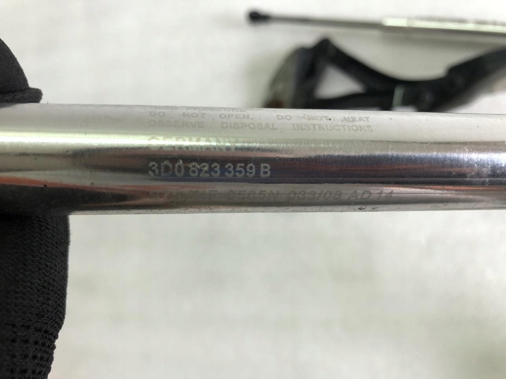 фото №13, Петли капот 3d0823301d vw phaeton lr9v