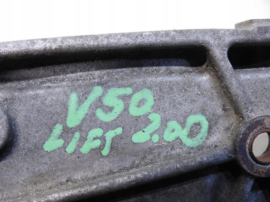 фото №7, Кронштейн основа генератора volvo v50 2.0 d