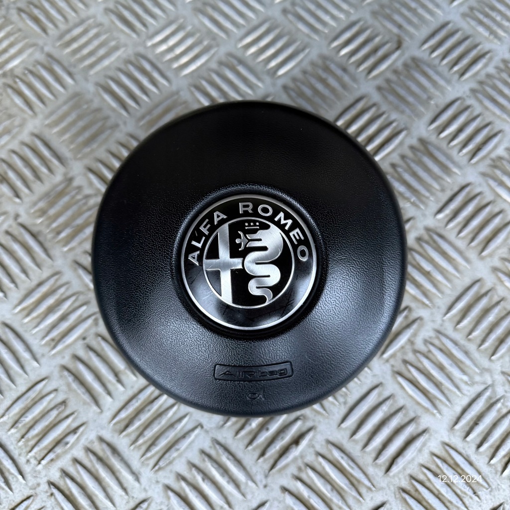 фото №5, Панель приладів комплектна подушка безпеки консоль ремені панель приладів alfa romeo stelvio 2018 rok