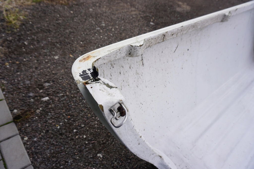 фото №16, Mitsubishi l200 iv обшивка hardtop 2007rok обшивка do кузов 2szt.