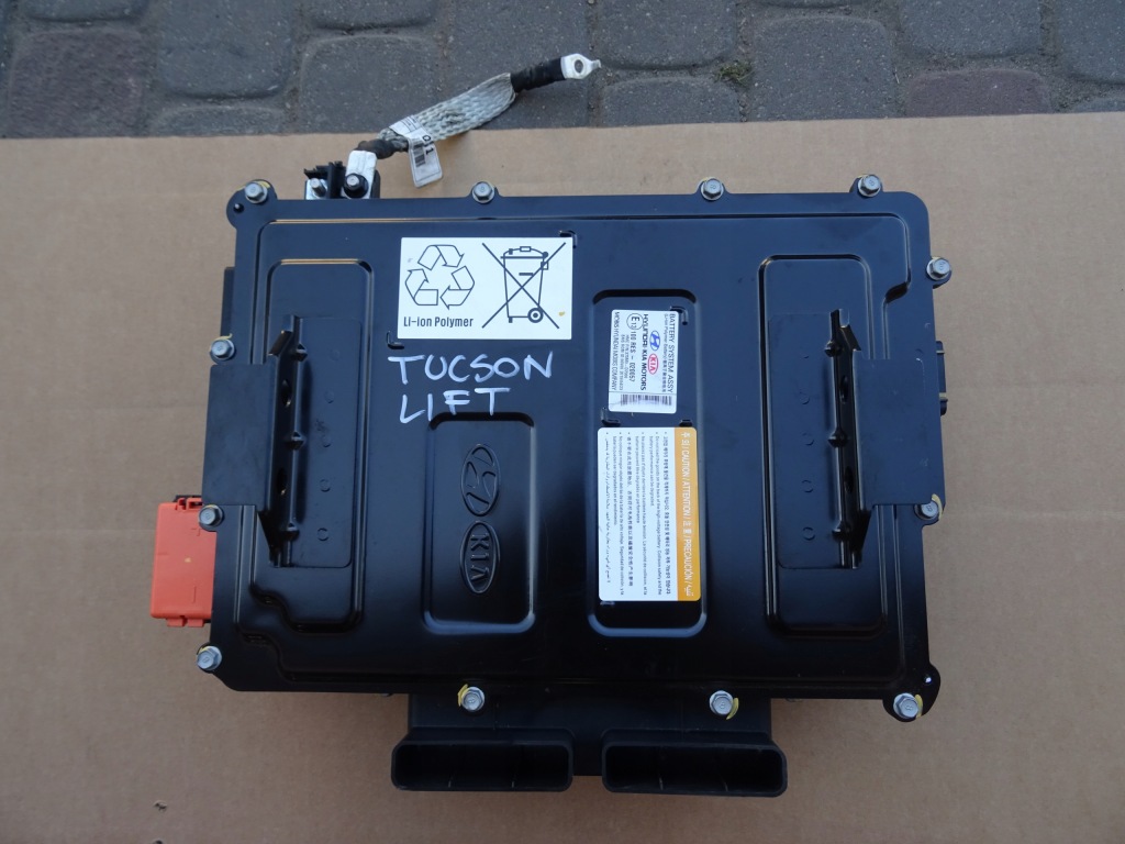 фото №1, Hyundai tucson iii lift аккумулятор преобразователь 375m0d7000