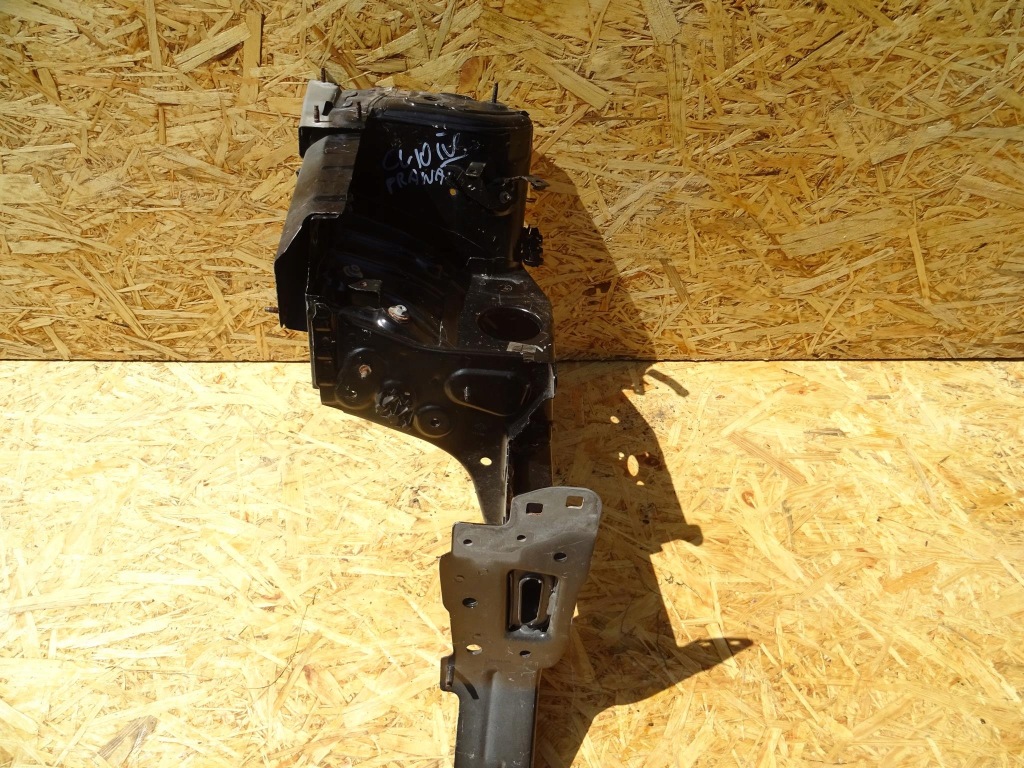 фото №2, Renault clio iv лонжерон правая