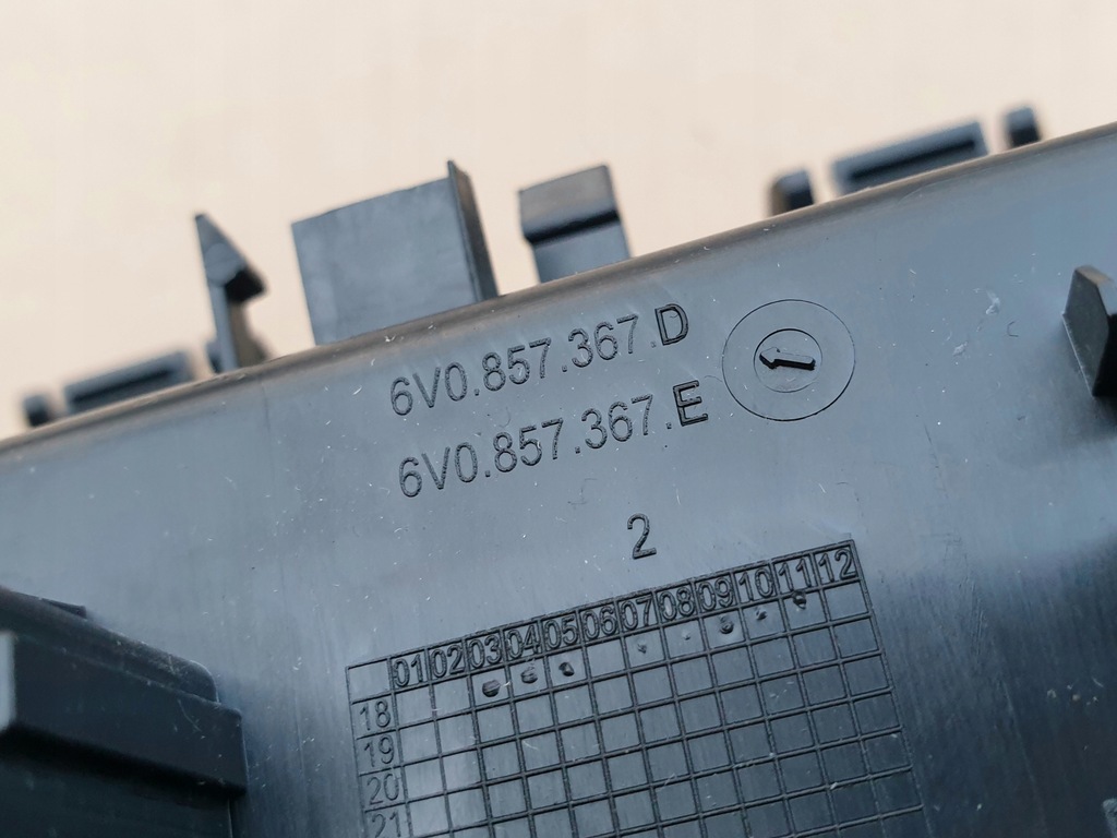 фото №6, Разъём прикуривателя 12v vw audi skoda 1k0919309 6v0857367