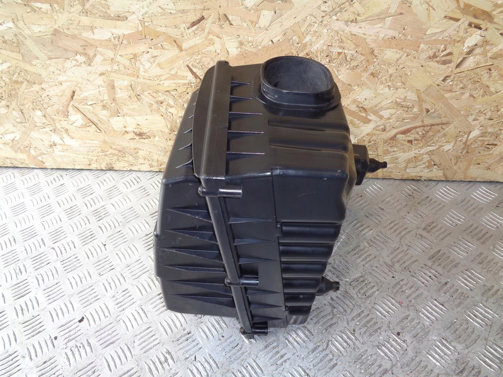 фото №4, Корпус фильтра воздуха range rover sport 2.7 05-