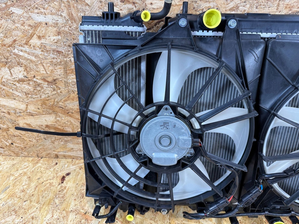 фото №9, Комплект радиатор радиатор вентилятор honda jazz v 1.5 гибрид 2020-