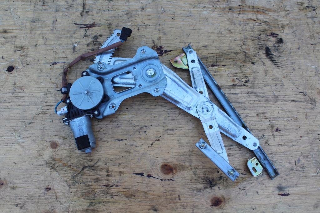 фото №7, Подъемник стекло задний левый subaru impreza ii gd hawkeye