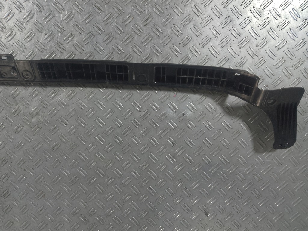 Tesla 3 lift 20- кронштейн направляющая бампера задняя комплект Недорого