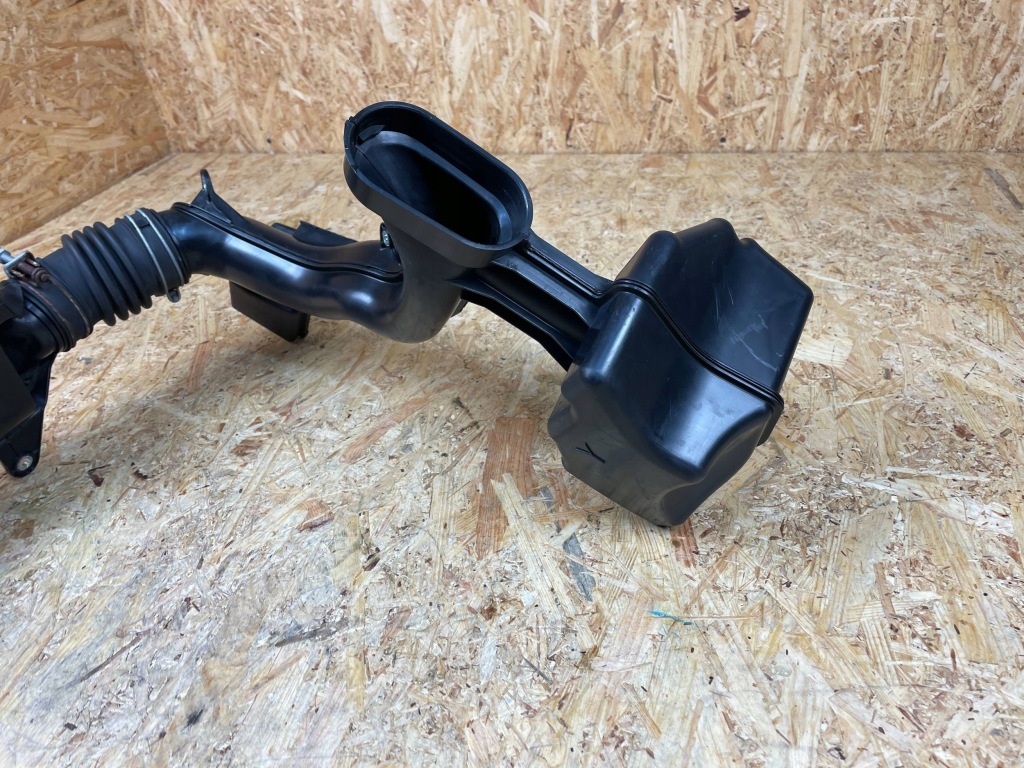 фото №8, Впуск повітрозабірник труба резонатор повітря toyota prius iv 17751-37110 17752-37120