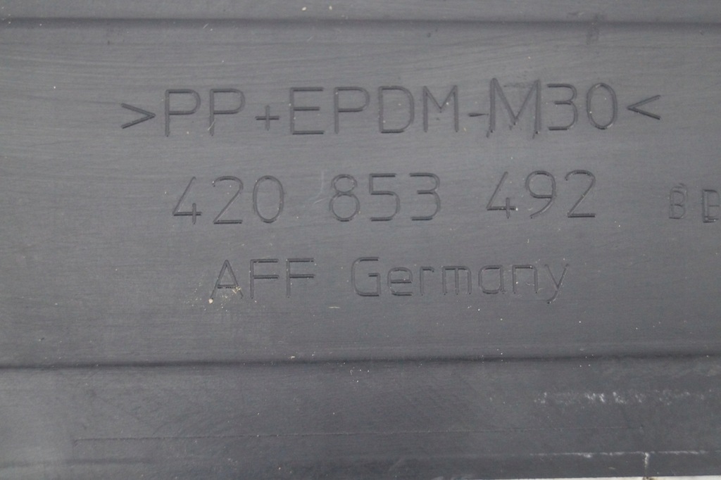 фото №11, Накладка порог правая audi r8 420 420853492